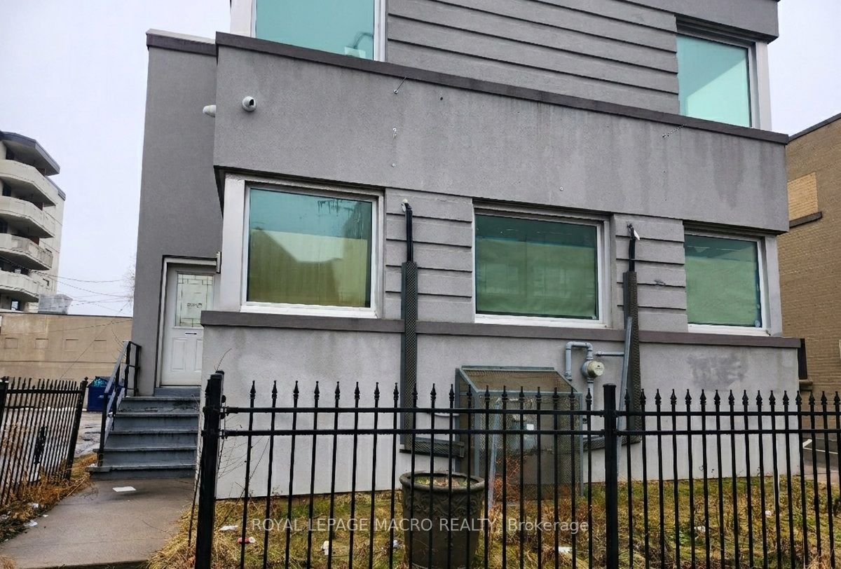 Lower-357 Main Street E, Hamilton, ON, L8N 1J4