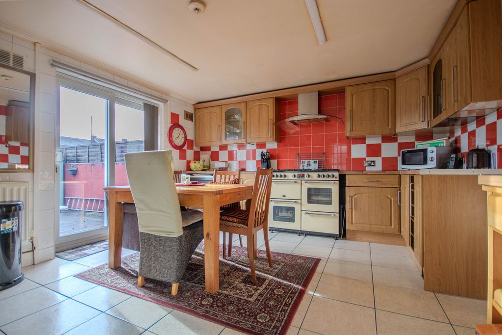 Additional image 3 of 3 bed semi-detached house for saleWest Avenue, Caerphilly CF83