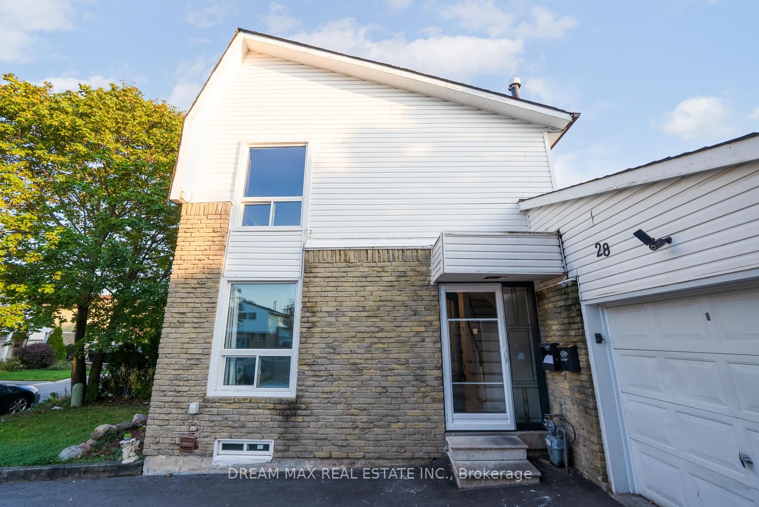 Additional image 2 of 28 Gailwood Court, Brampton, ON, L6S 2E2