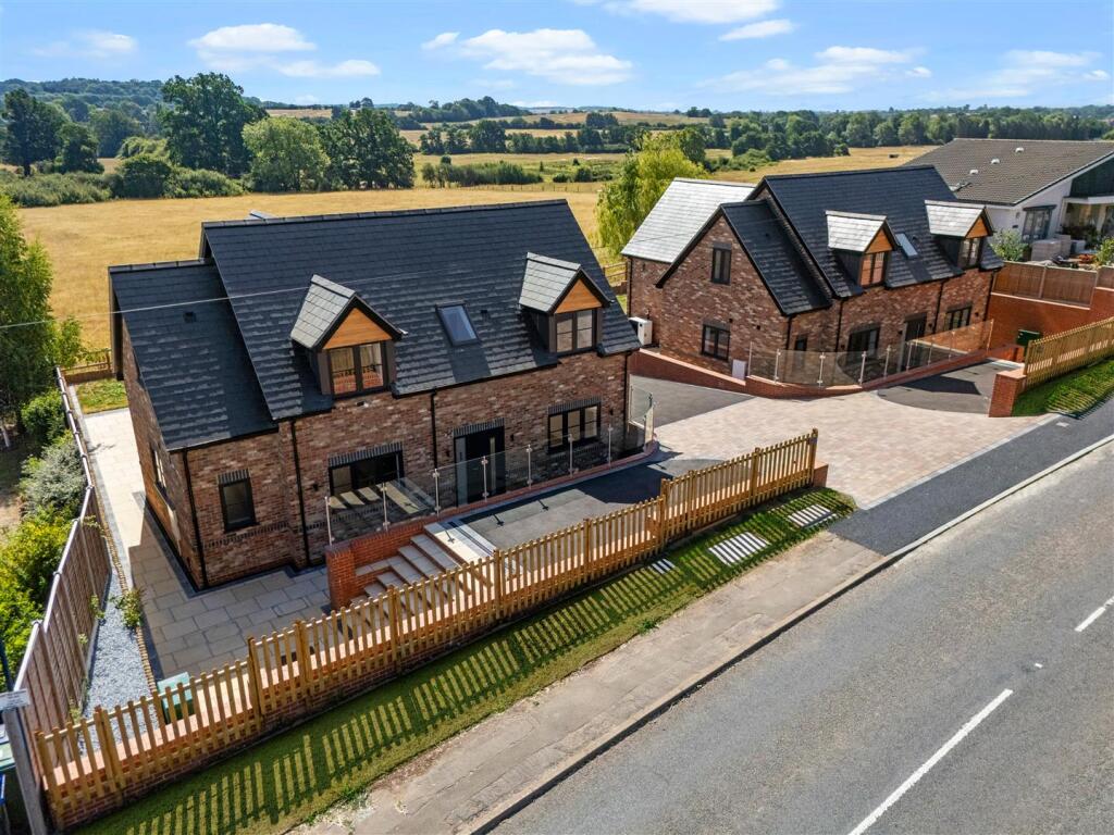 1, Wells Cottage, Wootton Wawen, B95