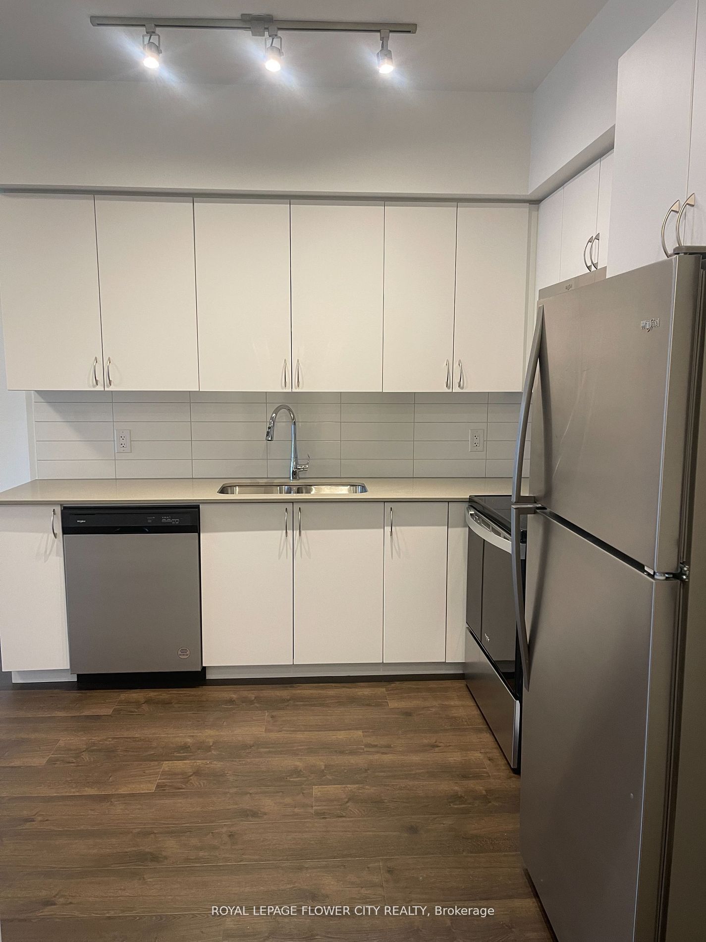 Additional image 4 of 211-56 Lakeside Terrace, Barrie, ON, L4M 0L4