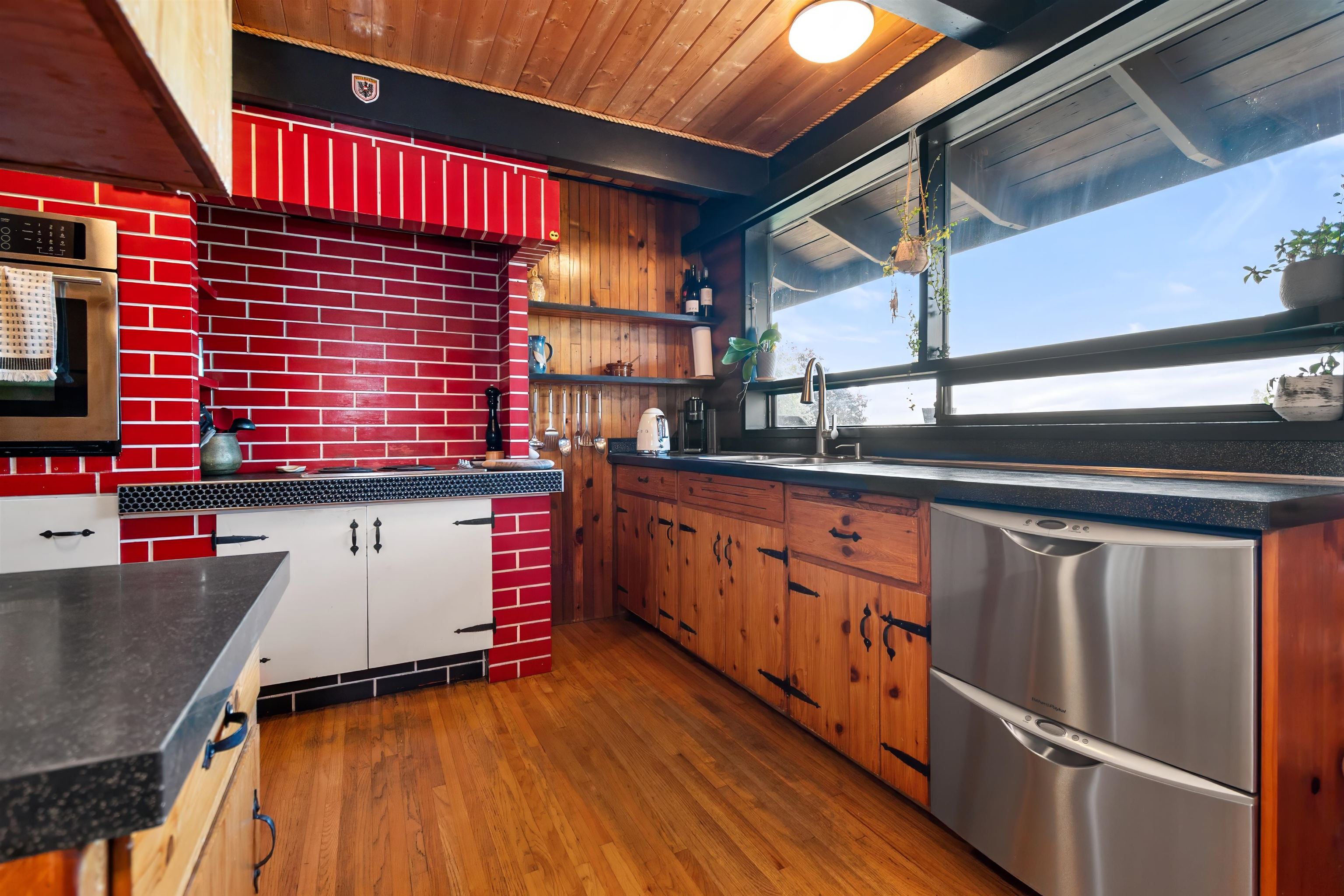 Additional image 6 of 18058 57a Avenue, Surrey, BC, V3S 1J6