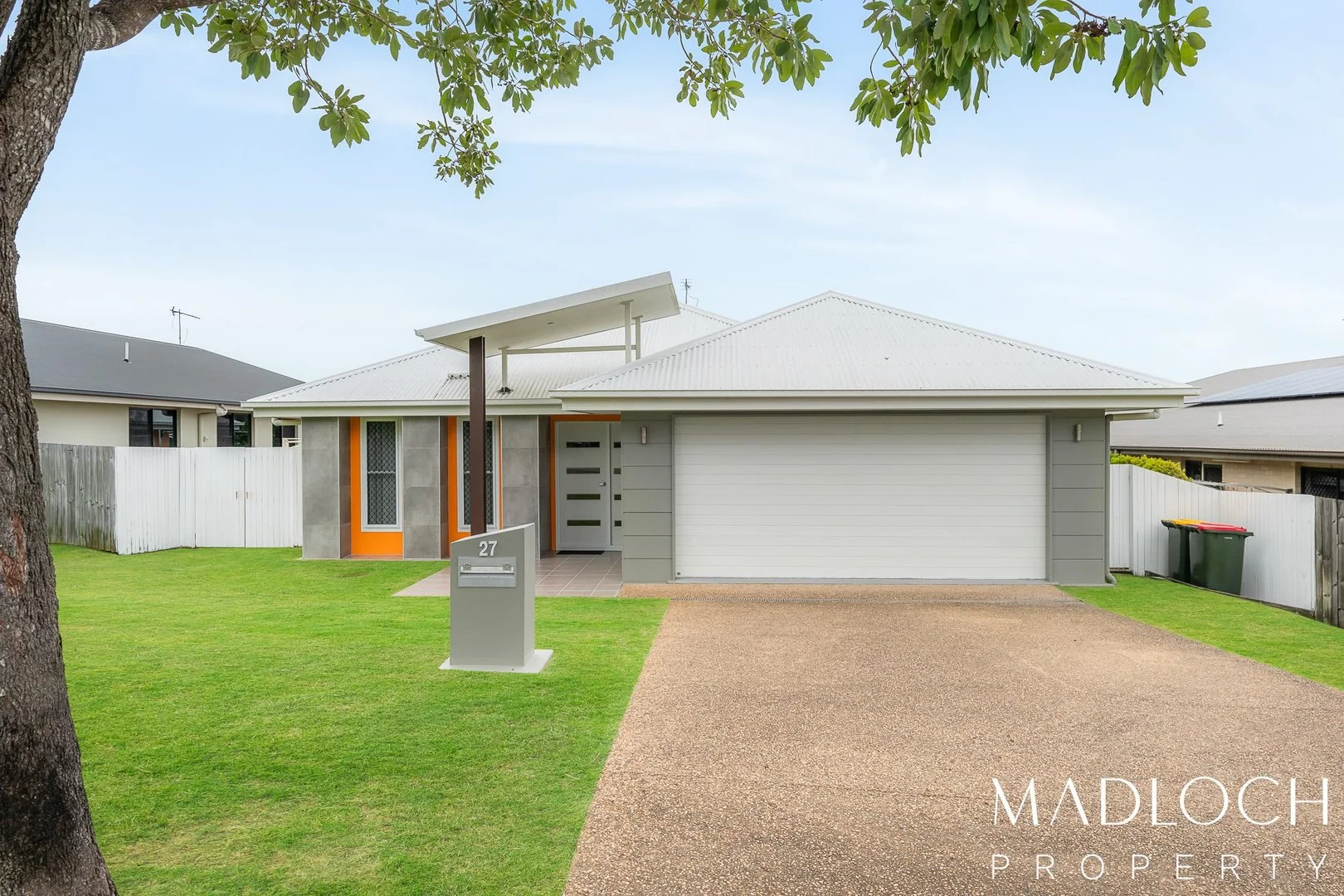 27 Briffney Street, Kirkwood QLD 4680