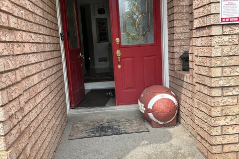 Additional image 7 of 12 Caruso Drive, Brampton, ON, L6Y 5B1