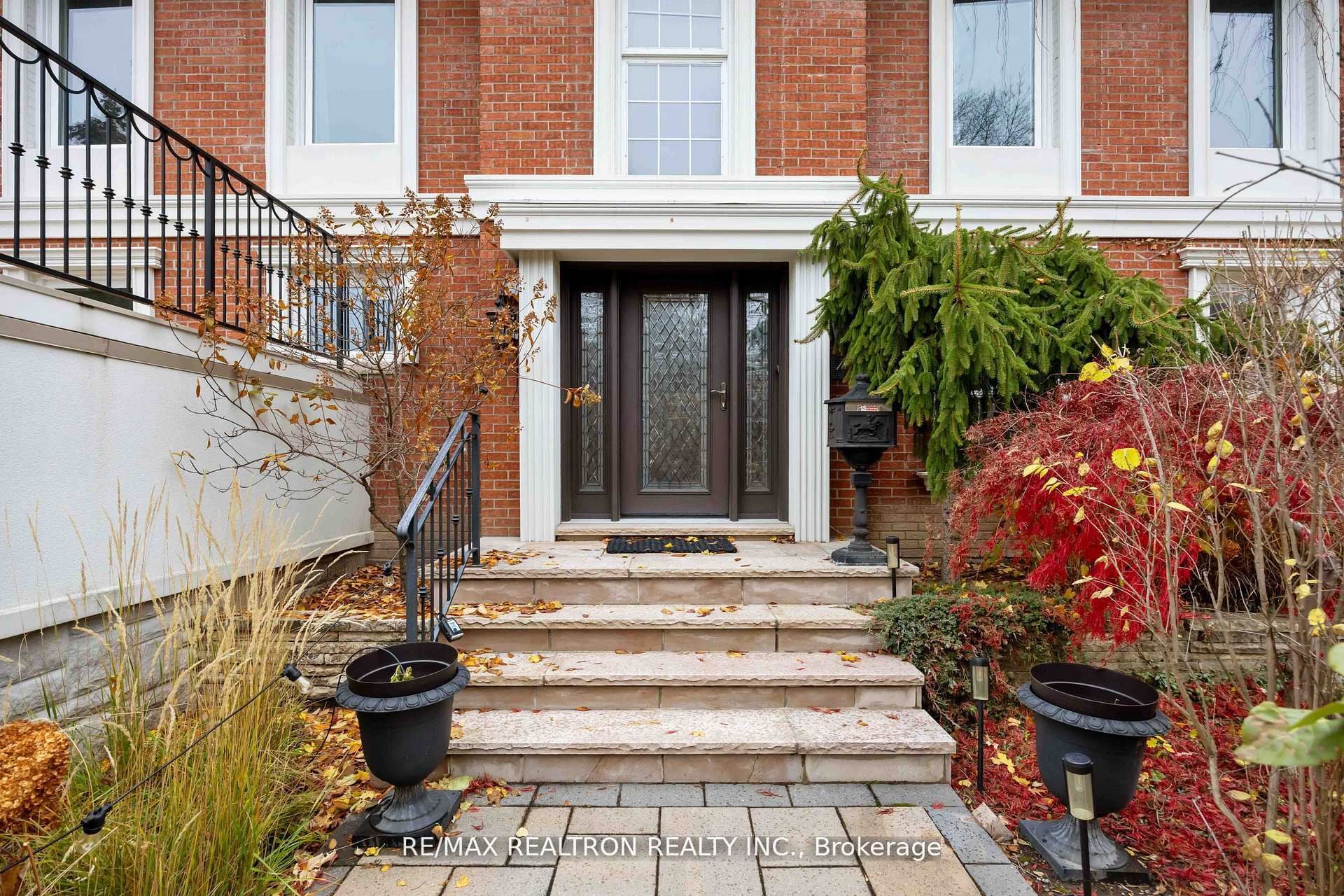 Additional image 3 of 12 Donwoods Drive, Toronto, ON, M4N 2G1