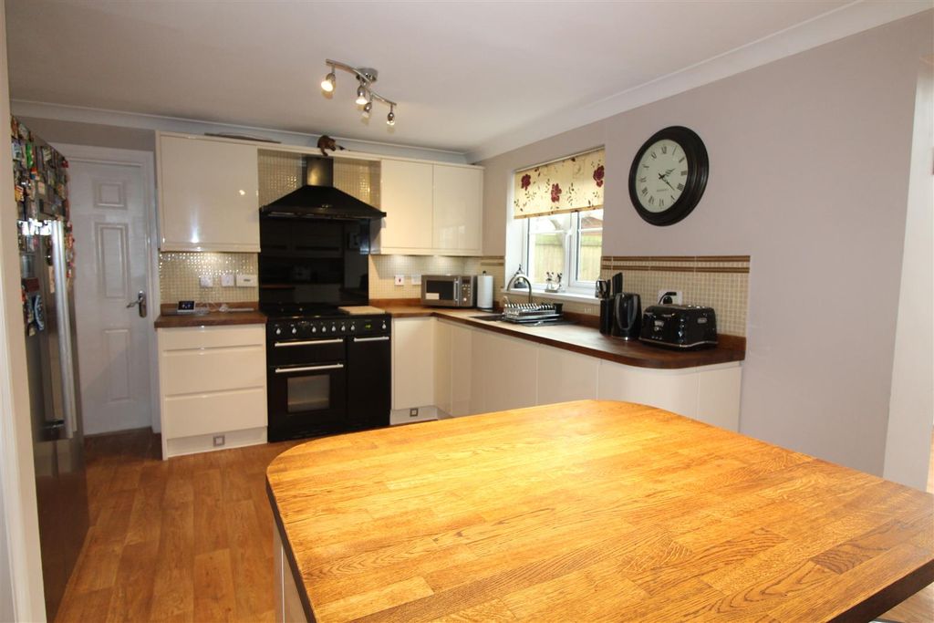 Additional image 13 of 5 bed detached house for salePwll Yr Allt, Pengam, Hengoed CF82