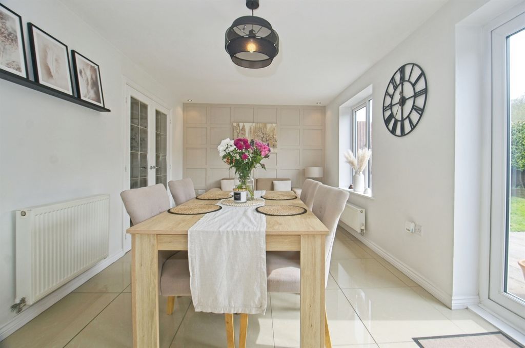 Additional image 3 of 4 bed detached house for saleY Ffordd Wen, Aberbargoed, Bargoed CF81