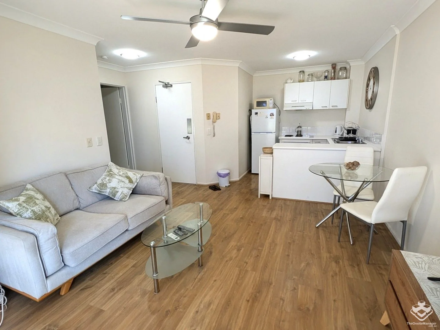 Additional image 4 of ID:21165924/35 Palm Avenue, Surfers Paradise QLD 4217