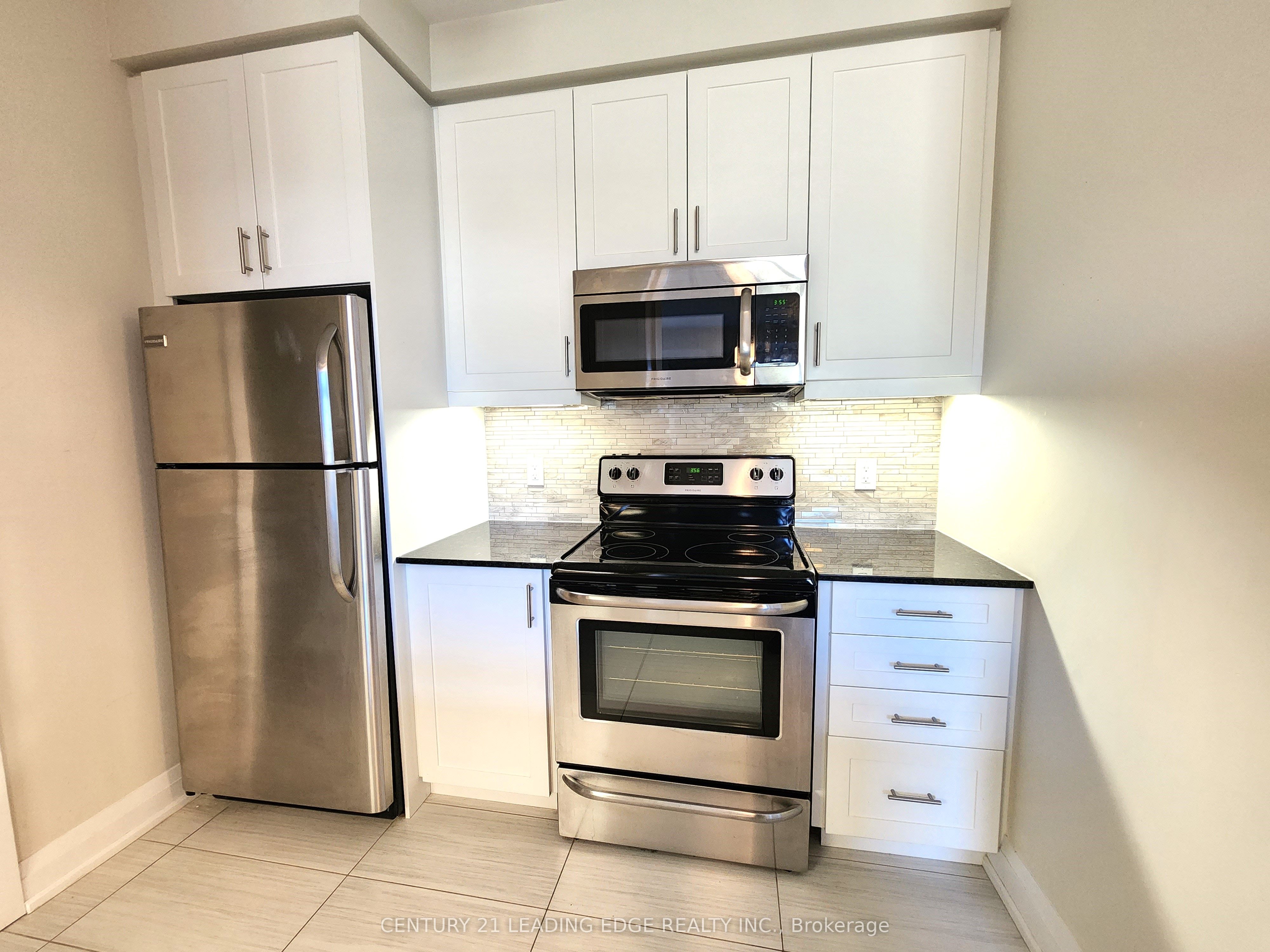 25-7 Bond Crescent, Richmond Hill, ON, L4E 1E6 photo 5