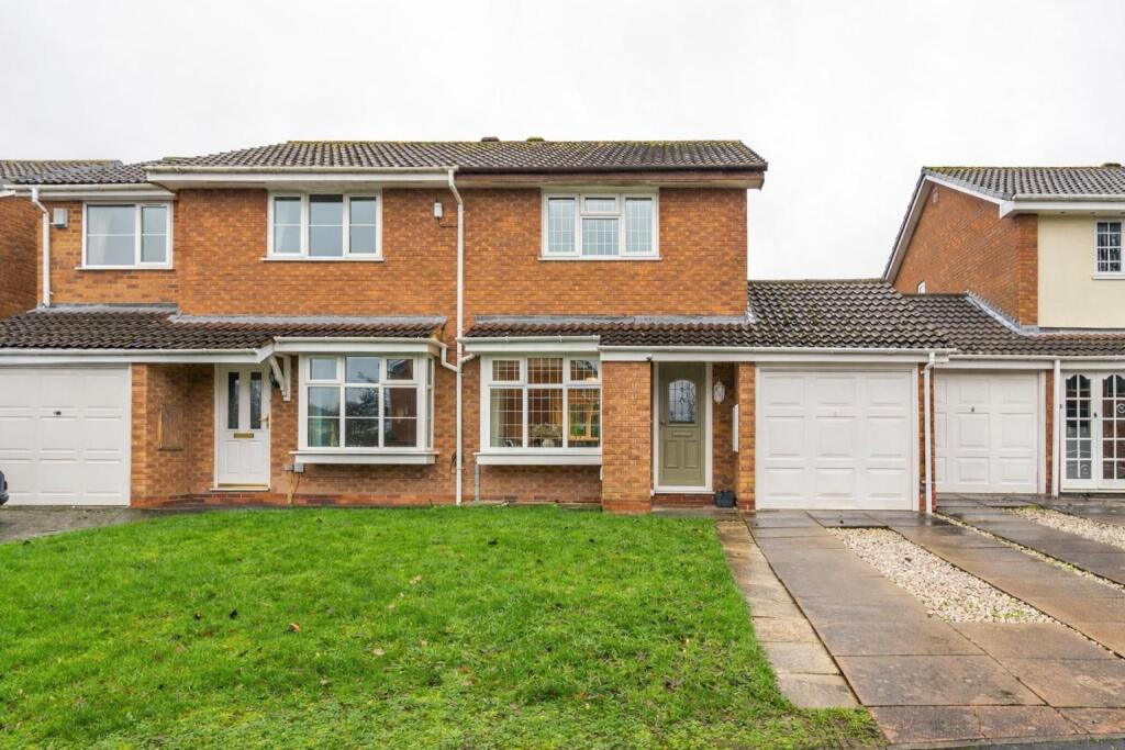 Stoneythorpe Close, Solihull photo 2