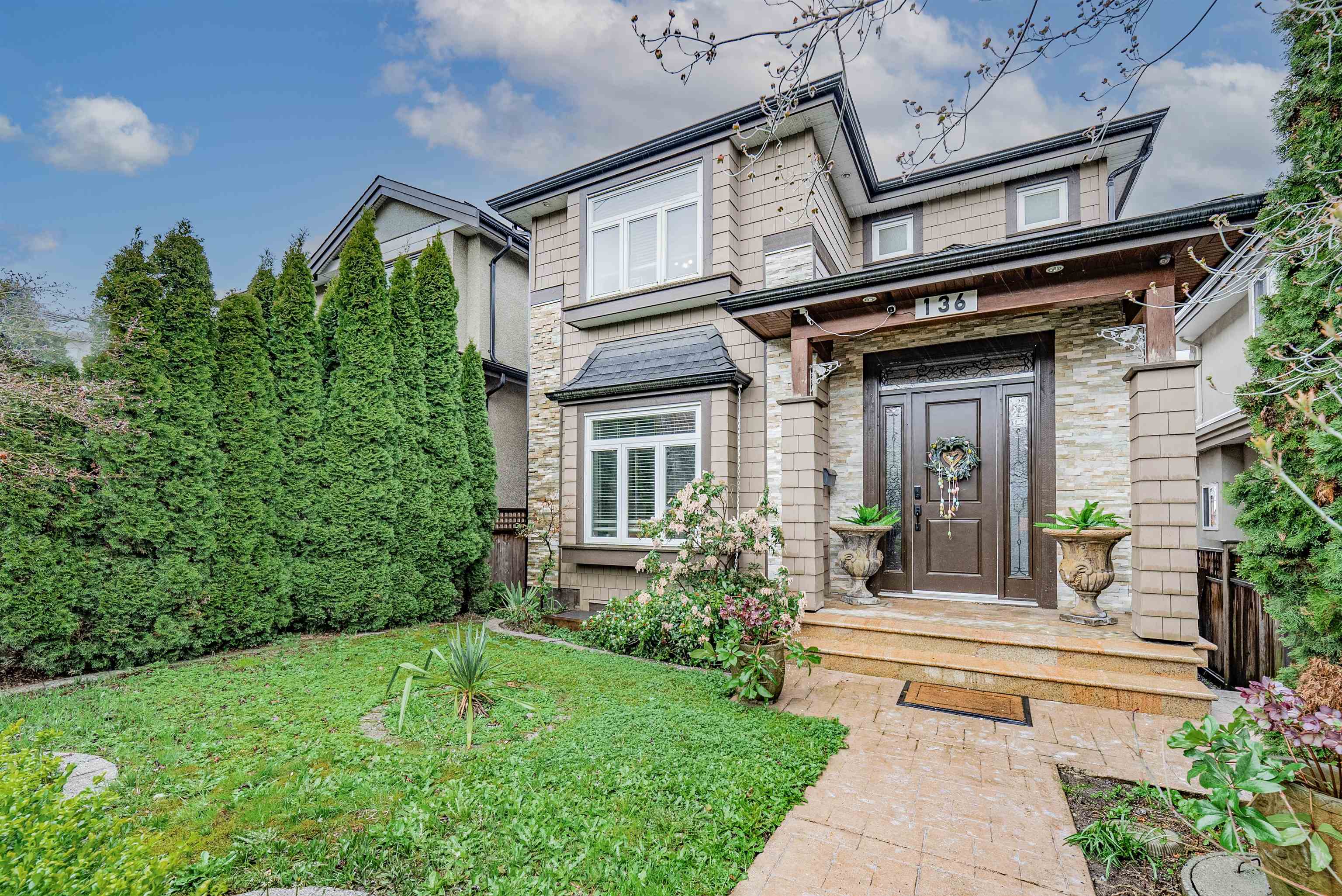 Additional image 2 of 136 59th Avenue E, Vancouver, BC, V5X 1X6