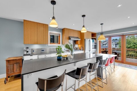 Additional image 8 of 57 17th Avenue W, Vancouver, BC, V5Y 1Z5