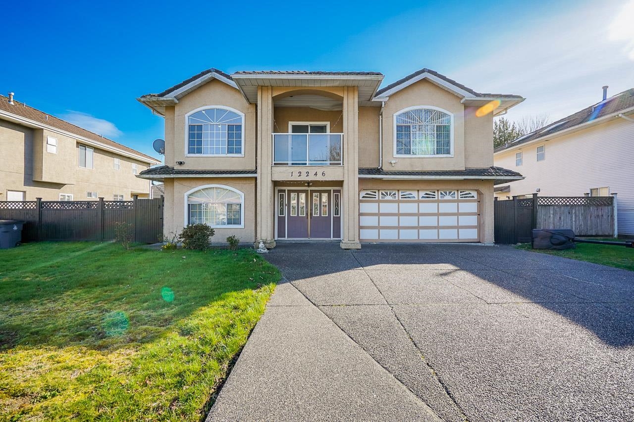 12246 64a Avenue, Surrey, BC, V3W 3R8