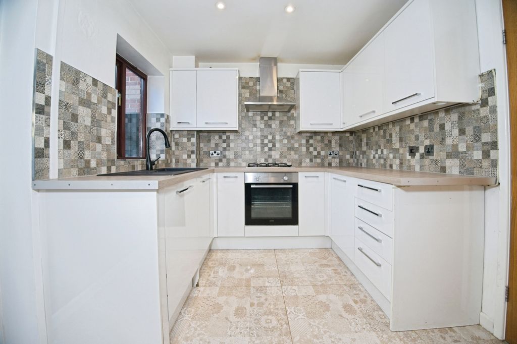 Additional image 4 of 3 bed end terrace house for saleHeol Y Ddol, Caerphilly CF83