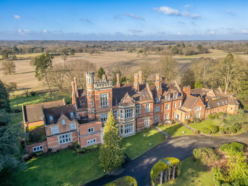 Chadwick Manor, Knowle, Solihull B93 0AT