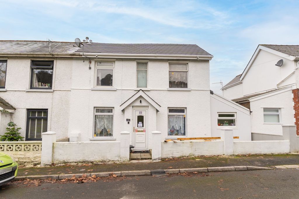 3 bed end terrace house for saleSouthend, Tredegar NP22