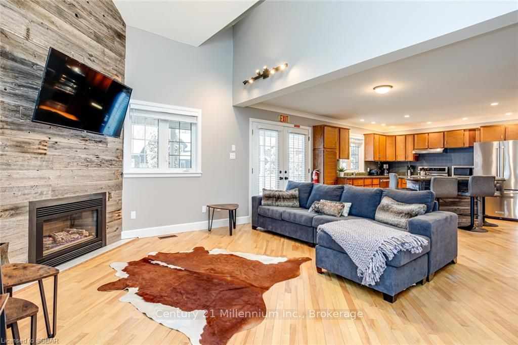 102 Liisa's Lane, Blue Mountains, ON, L9Y 3Z2
