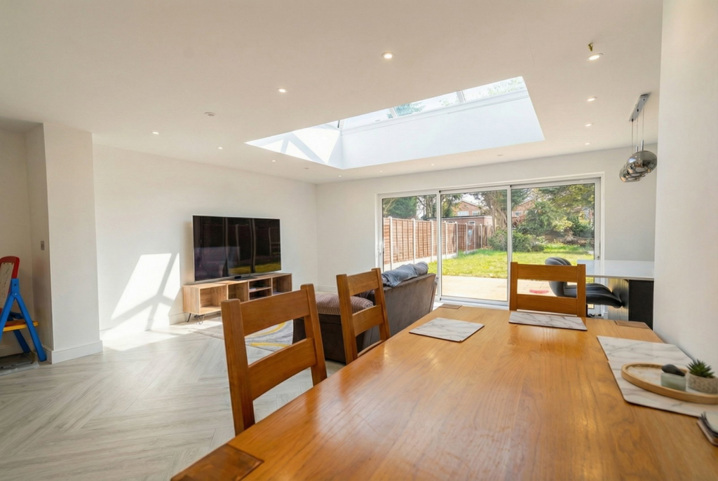Hytall Road, Shirley photo 5