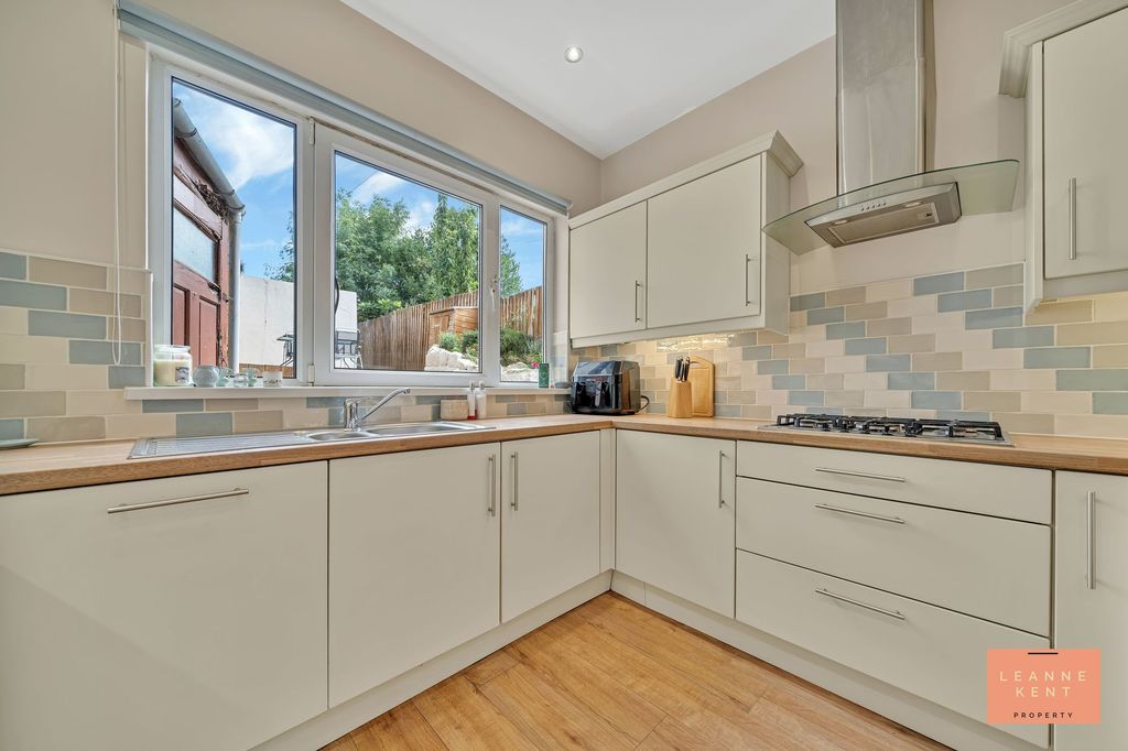 Additional image 19 of 3 bed detached house for saleVan Road, Caerphilly CF83