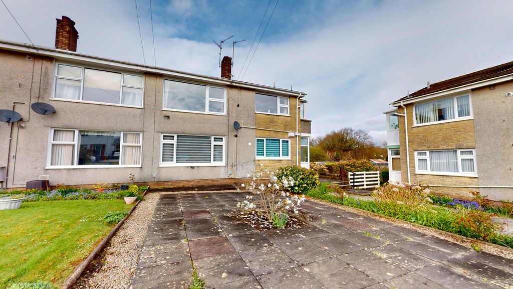 2 bed maisonette for saleHeol Lewis, Rhiwbina, Cardiff CF14