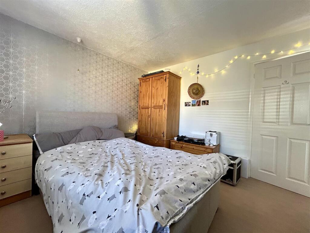 Additional image 14 of Castle Close, Cradley Heath