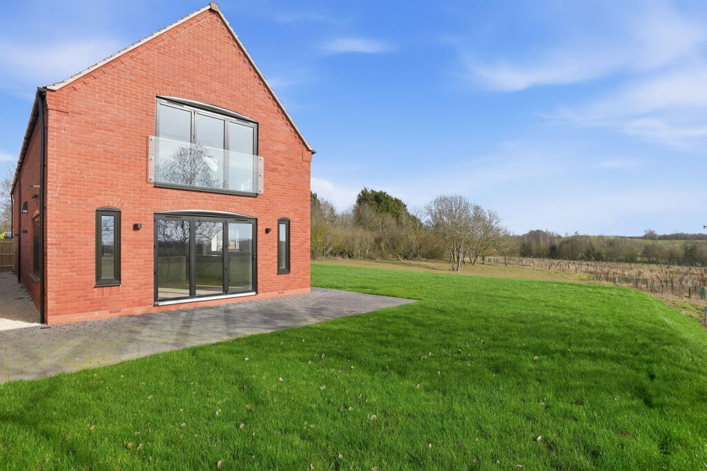 Additional image 19 of VALE VIEW, Wawensmere Road, Wootton Wawen, Henley-In-Arden, Warwickshire, B95 6BW