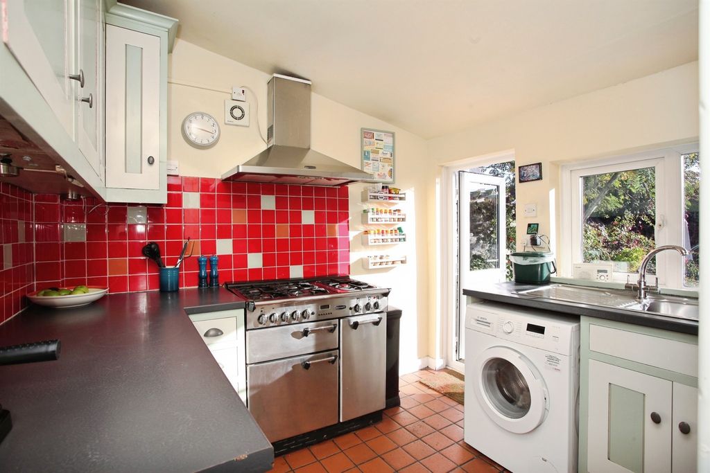 Additional image 4 of 3 bed detached house for saleClifton Street, Caerphilly CF83