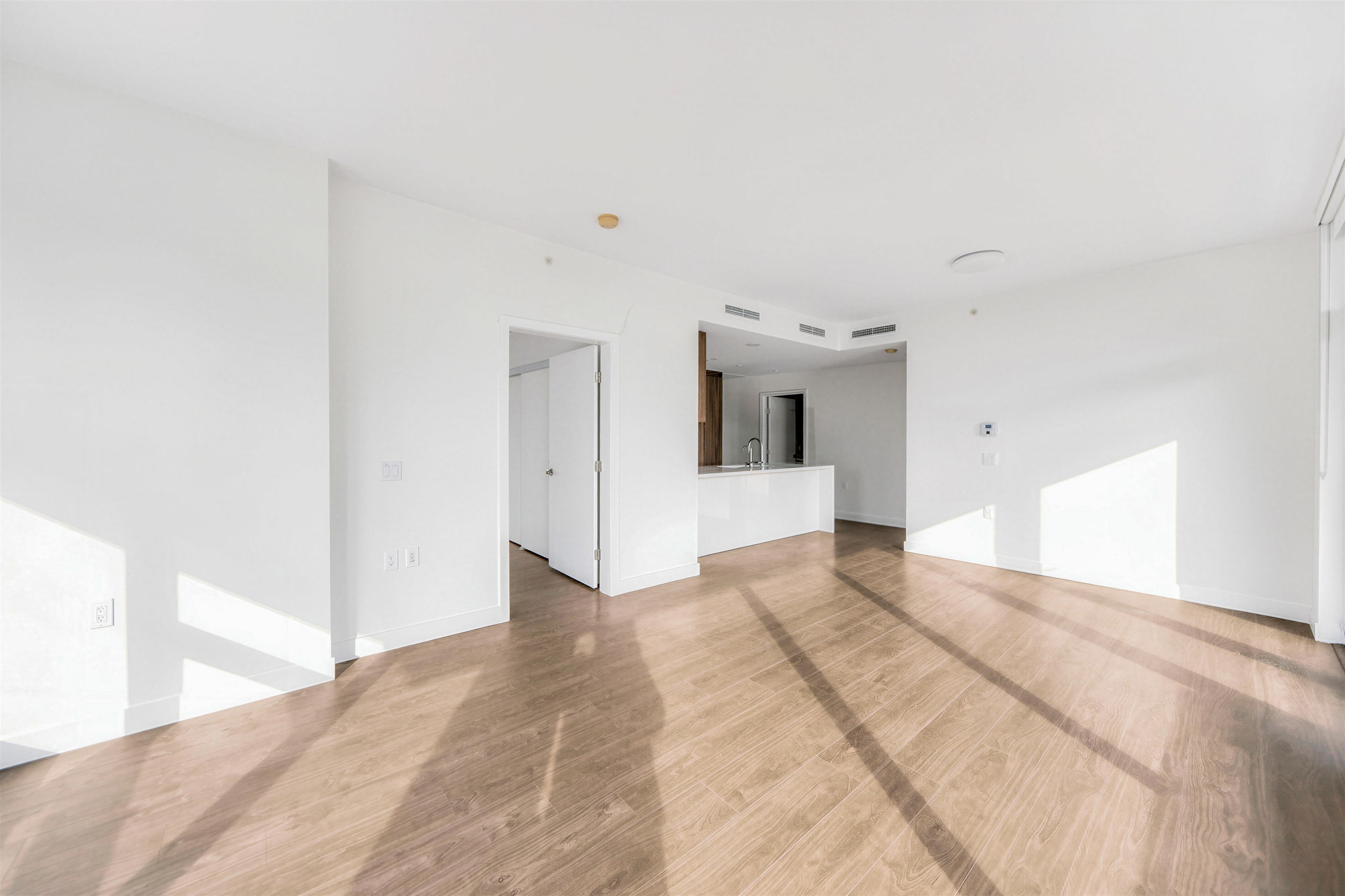 Additional image 5 of 1204-6320 No. 3 Road, Richmond, BC, V6Y 0L5