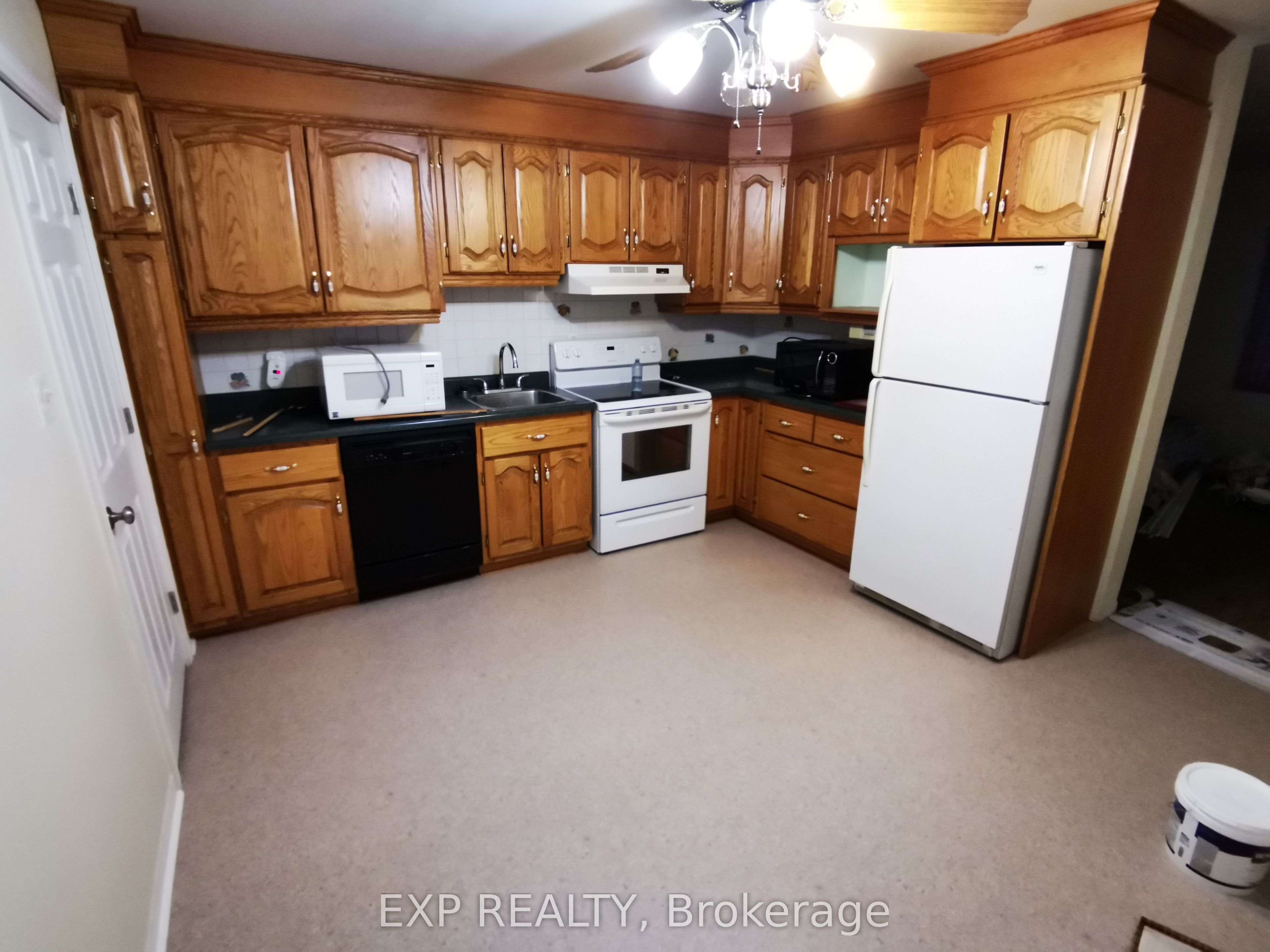Additional image 3 of Upper-348 Dufferin Avenue, Belleville, ON, K8N 3X8
