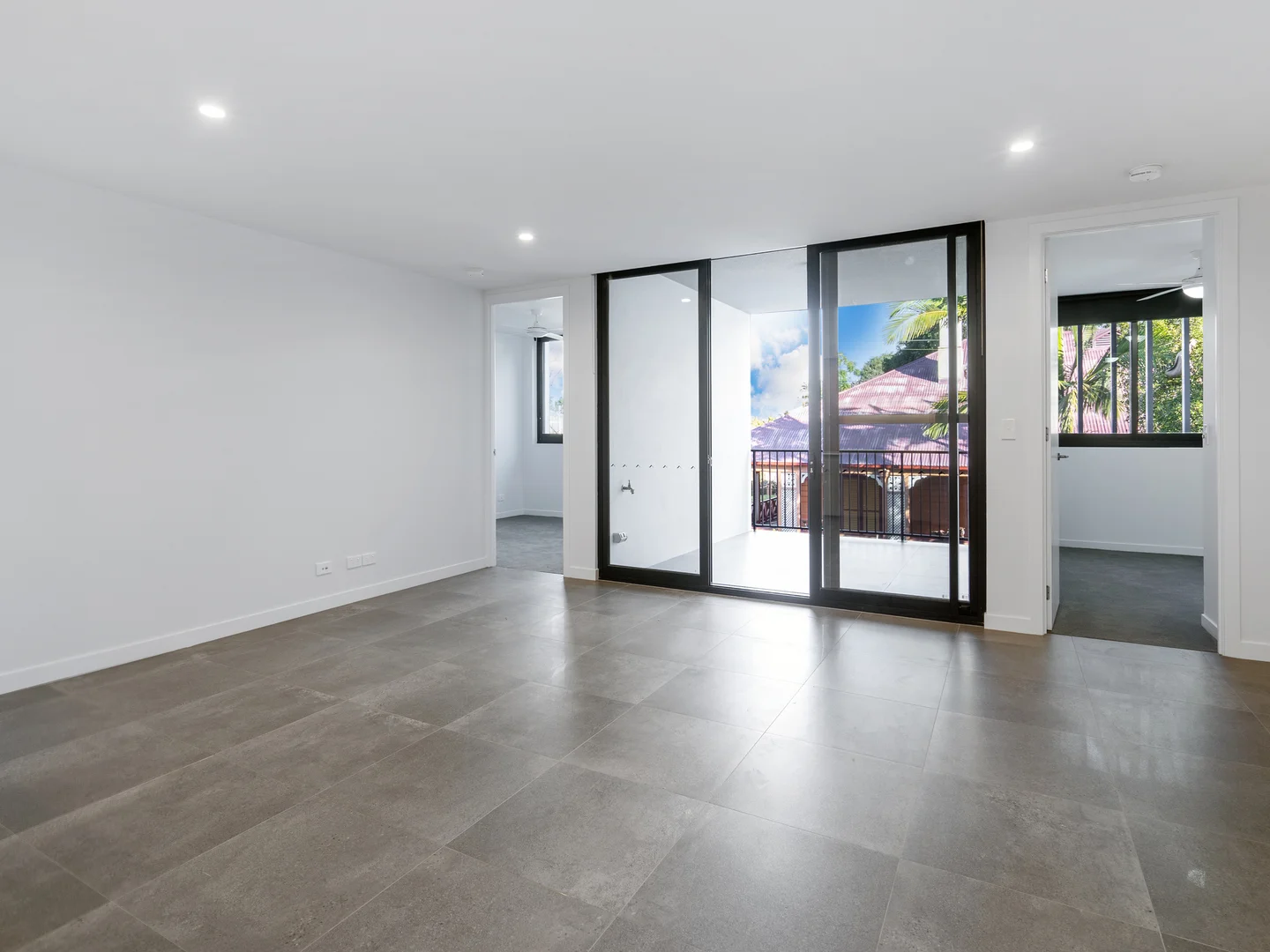 Additional image 2 of 410/186 Clarence Rd, Indooroopilly QLD 4068