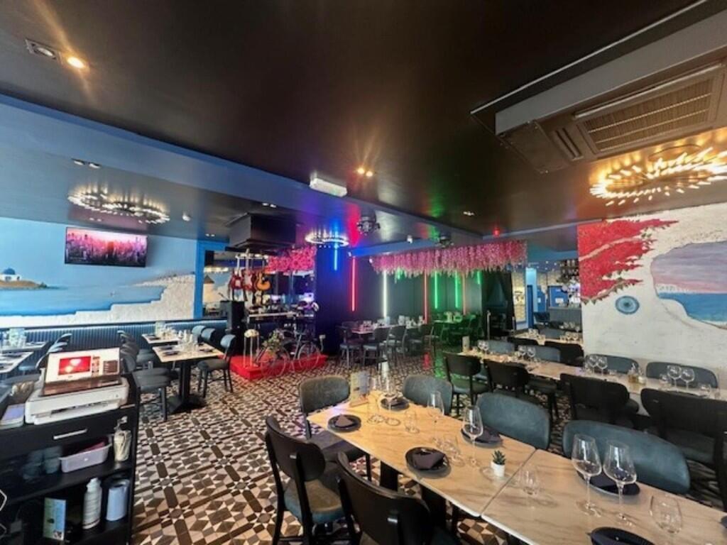 Leasehold Mediterranean Restaurant, B92 photo 4