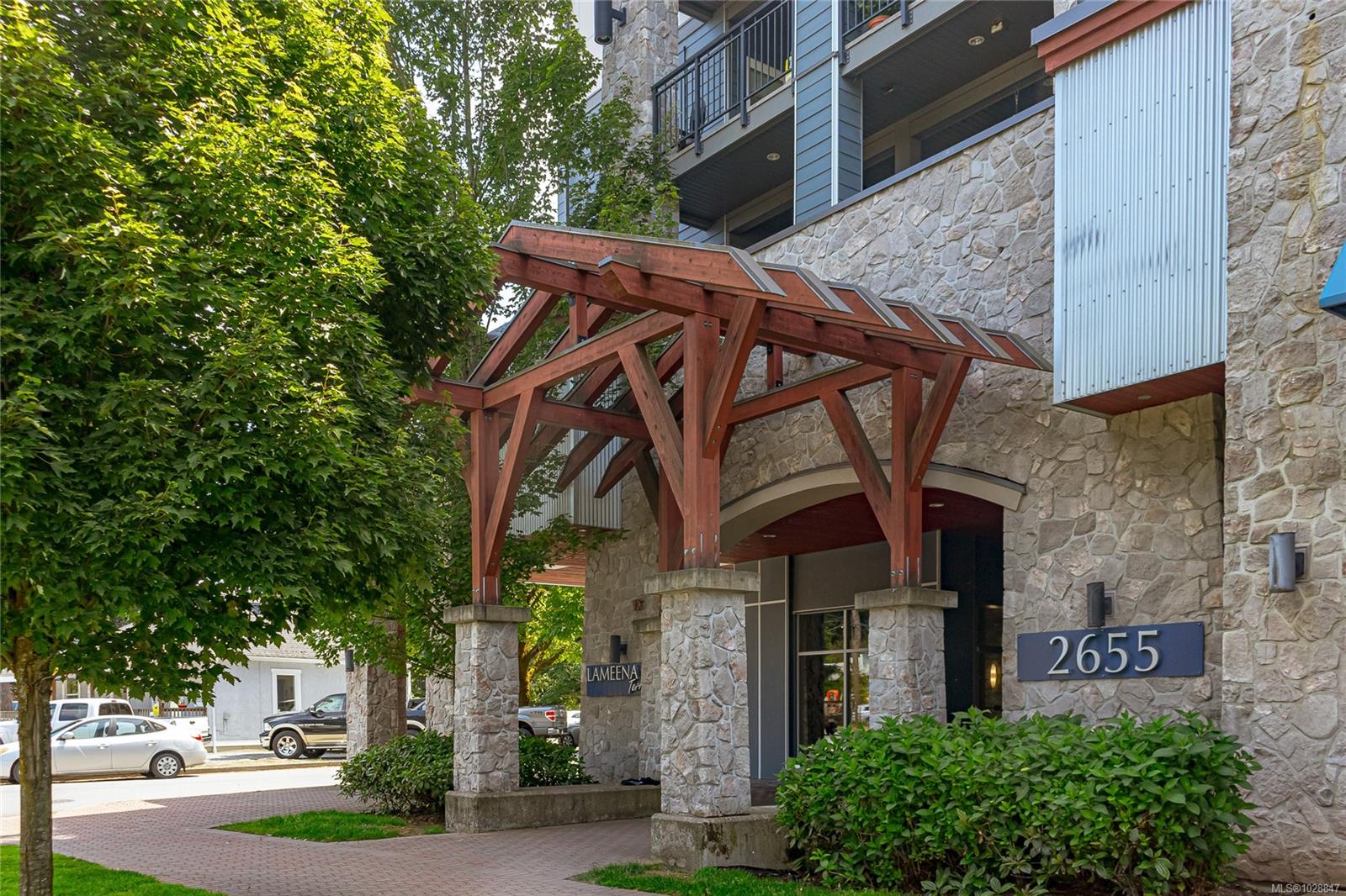 203-2655 Sooke Road, Langford, BC, V9B 1Y3