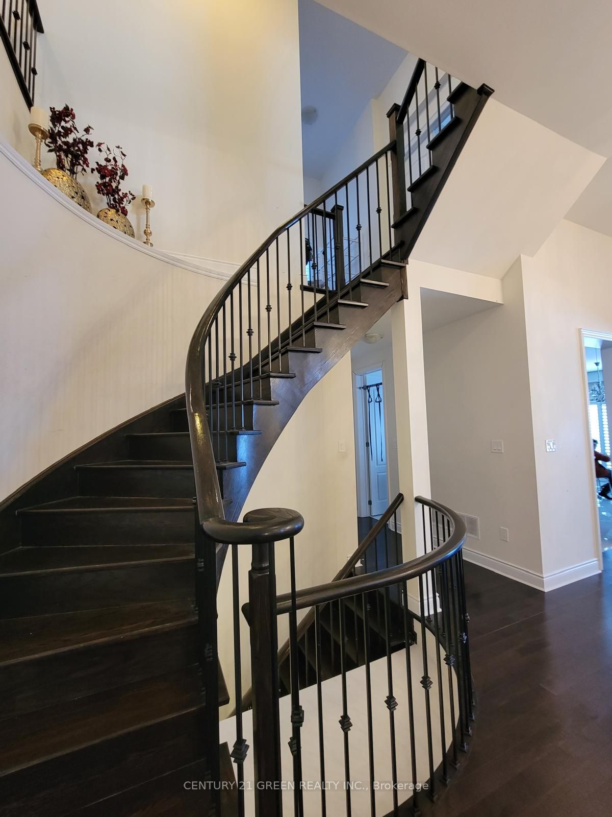 Additional image 5 of (Upper)-46 Black Diamond Crescent, Brampton, ON, L6X 1A2