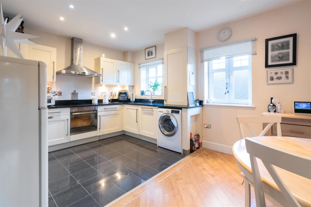 Additional image 2 of Station Road, Apartment 4, Knowle, Solihull