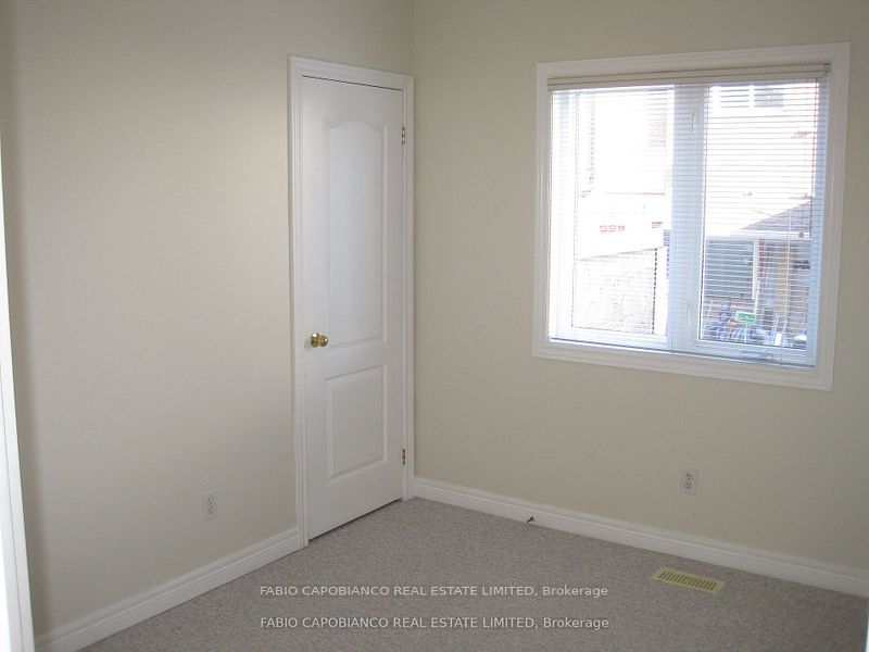Additional image 6 of 1-52 Jellicoe Avenue, Toronto, ON, M8W 1W4