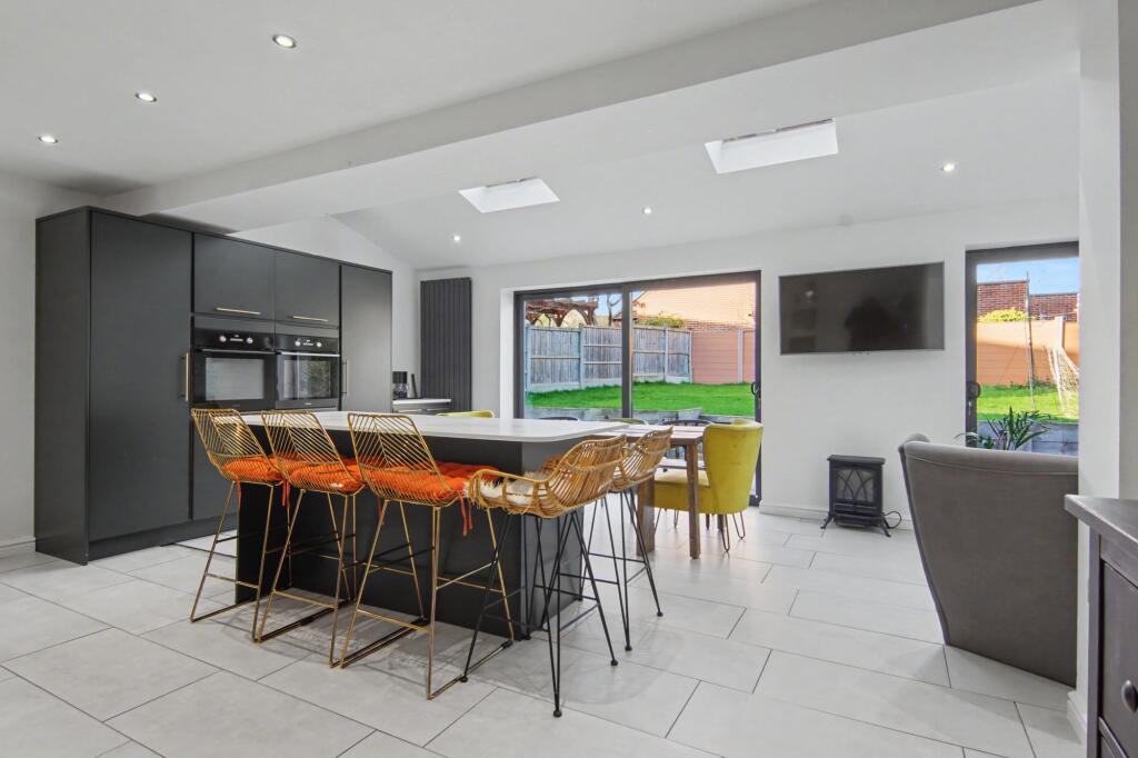 Additional image 3 of Dormston Close, Solihull, B91