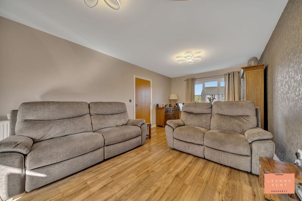 Additional image 9 of 4 bed detached house for saleLong Heath Close, Caerphilly CF83