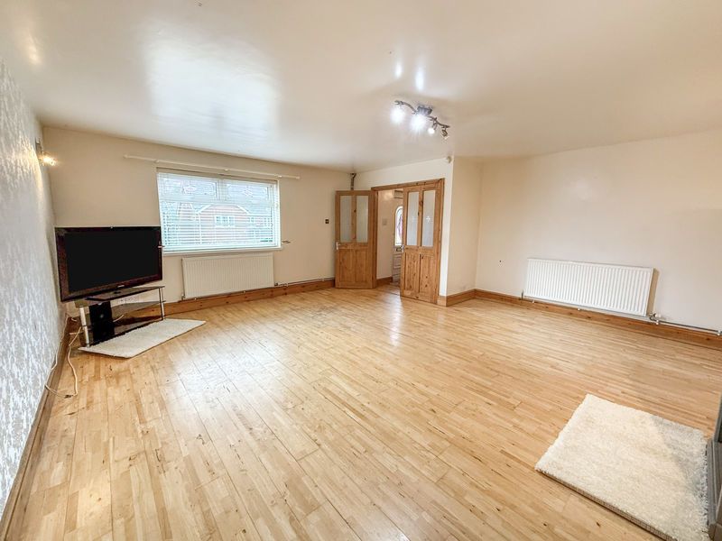 Additional image 2 of 4 bed detached house for saleCwm Darran Place, Bargoed CF81