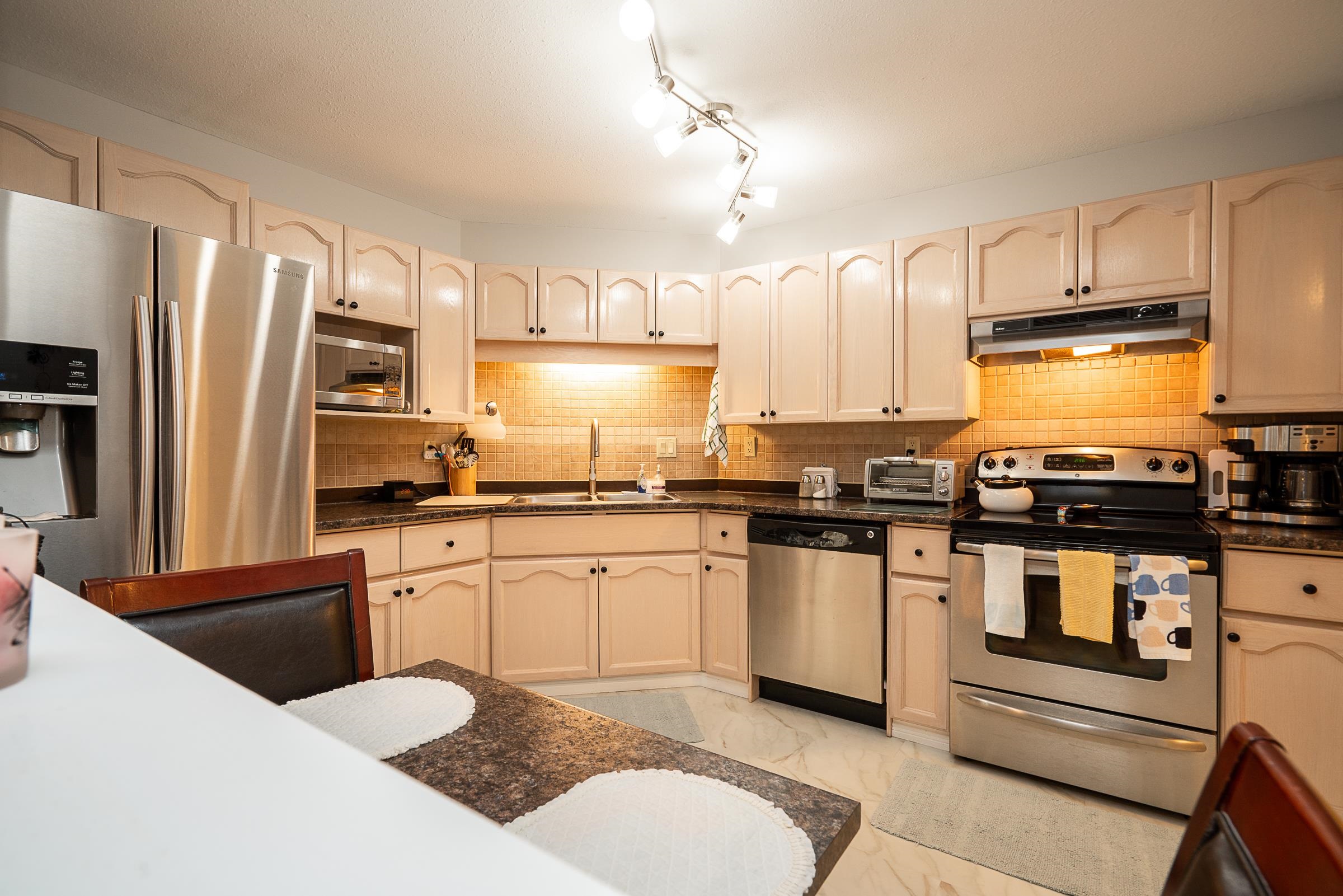 Additional image 3 of 105-2410 Emerson Street, Abbotsford, BC, V2T 3J3