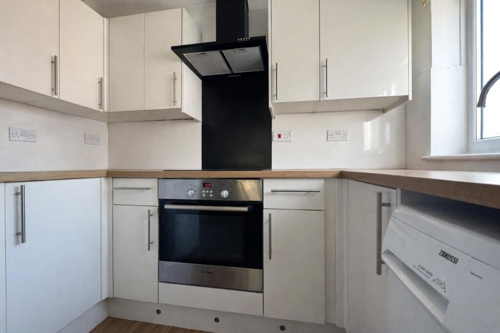 Additional image 4 of Kendal Grove, Solihull, West Midlands, B92