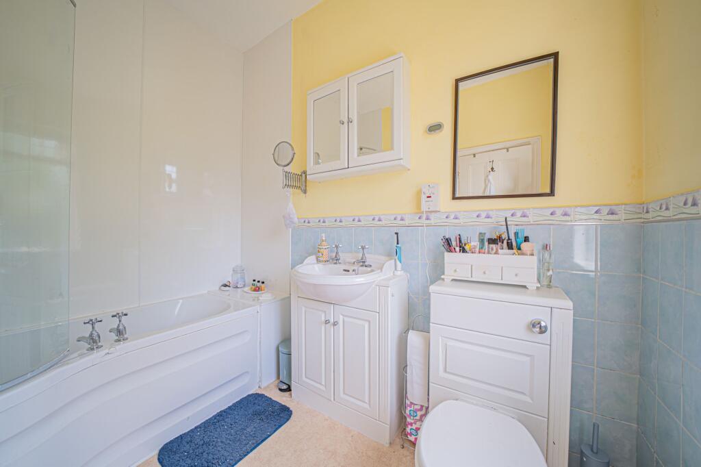 Additional image 25 of Knowle Wood Road, Dorridge, B93