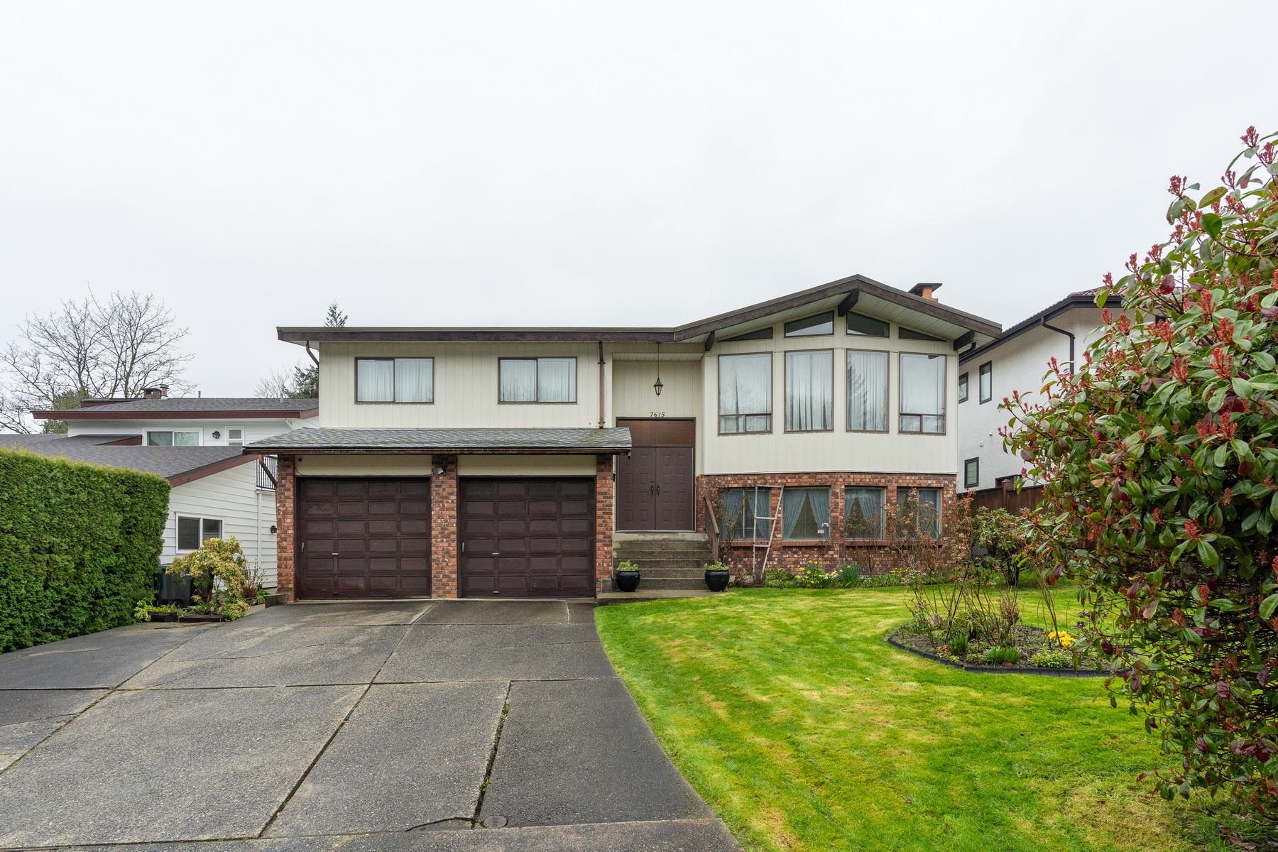 Additional image 2 of 7615 Lawrence Drive, Burnaby, BC, V5A 3M6