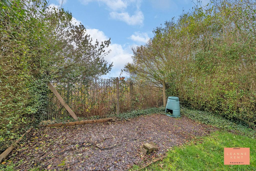 Additional image 26 of 2 bed flat for saleTempleton Avenue, Llanishen CF14