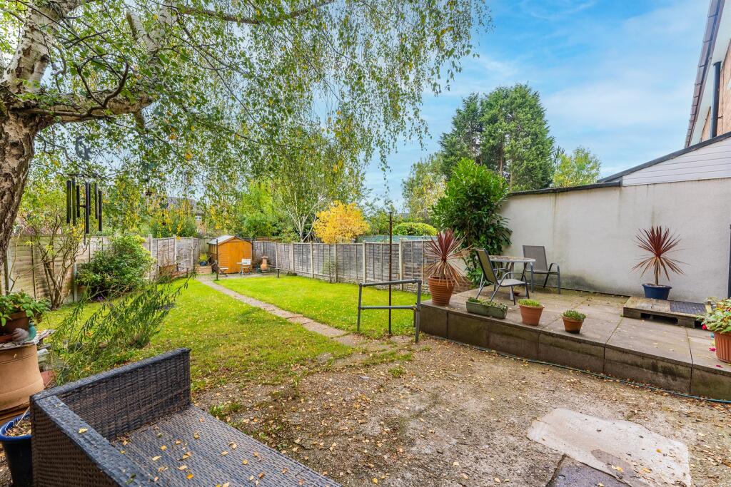 Colmore Drive, Sutton Coldfield photo 2