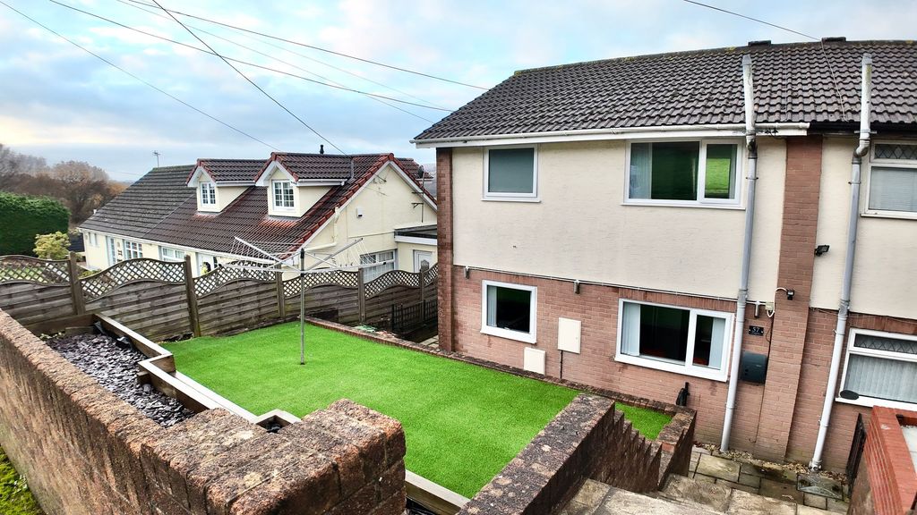 3 bed semi-detached house for saleEdward Street, Fairview NP12