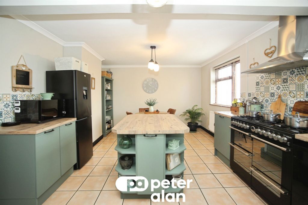 Additional image 6 of 3 bed semi-detached house for saleLansbury Avenue, Cefn Hengoed, Hengoed CF82