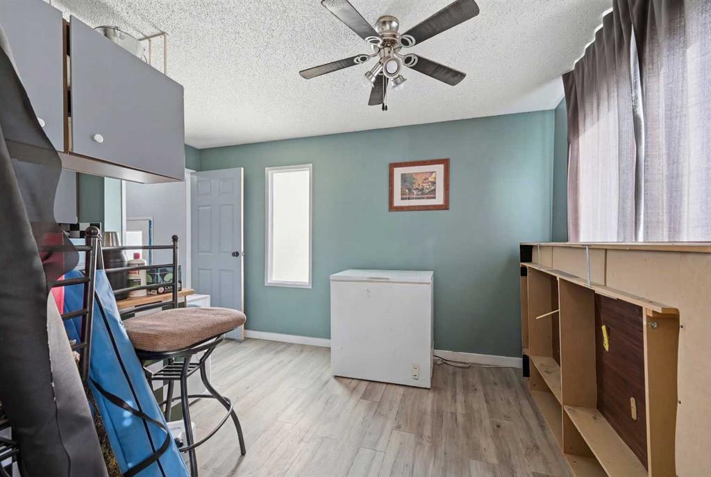 Additional image 5 of 128 Ridgegate Way SW, Airdrie, AB, T4B1A9