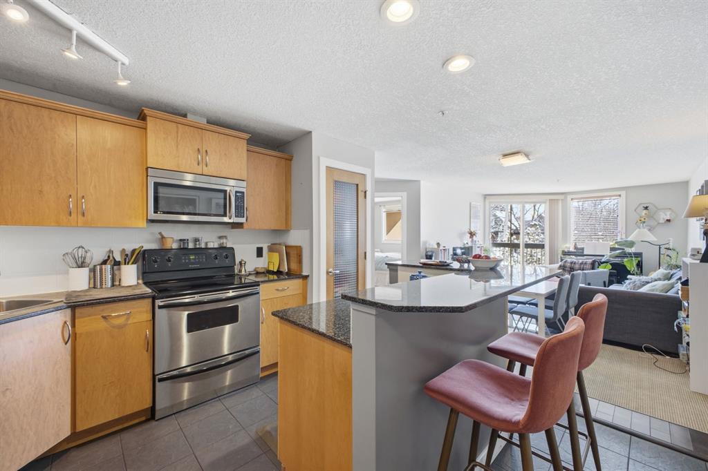 Additional image 4 of 212-317 19 Avenue SW, Calgary, AB, T2S0E1