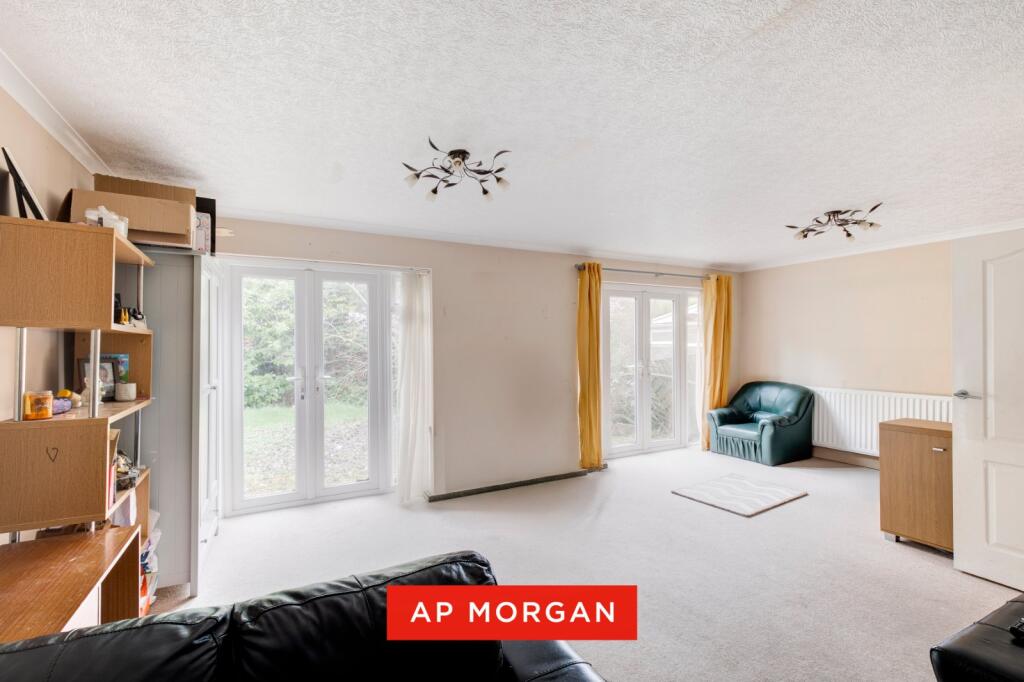 Woodshires Road, Solihull, West Midlands, B92 photo 5