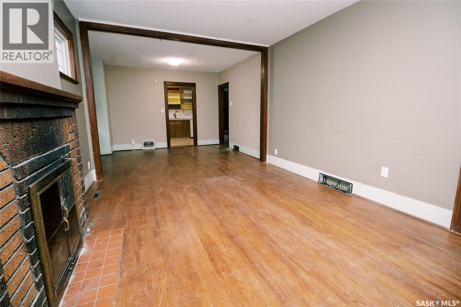 Additional image 6 of 105 28th Street, Saskatoon, SK, S7L0K1